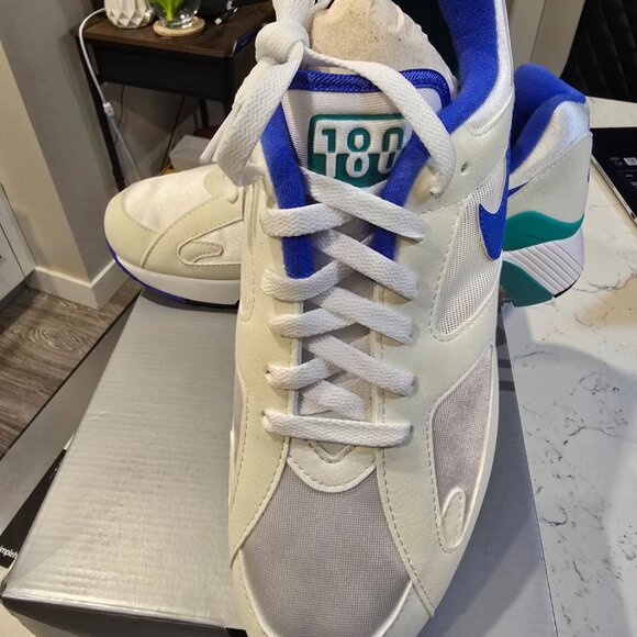 Nike Air Max 180 FJ9259-102 Men's Size US 10.5 Shoes Sneakers BRAND NEW - Picture 2 of 15